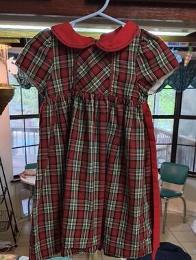 Girls' Red Plaid Holiday Dress with Peter Pan Collar Sz 2